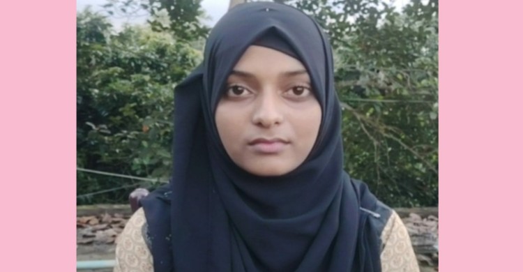 অভাবের মাঝেও ভালো ফলাফল করে সফটওয়্যার ইন্জিনিয়ার হতে চায় মিথিলা