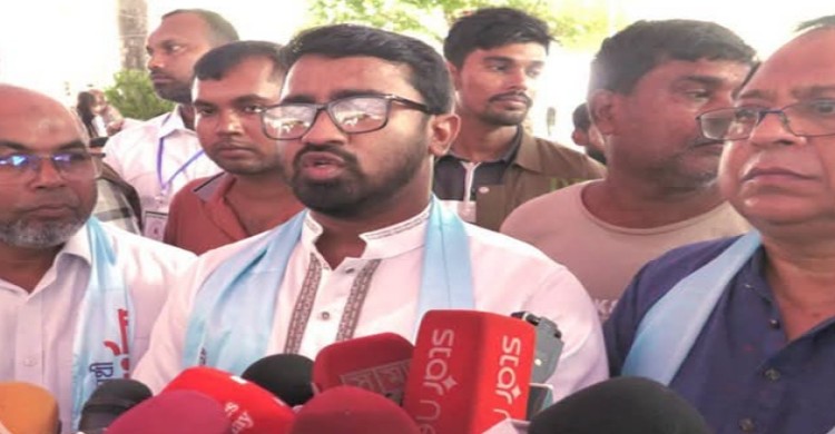 ভারত যদি হাসিনা ও হাদীর খুনিদের ফিরিয়ে দেয়, তাহলে প্রধানমন্ত্রী অবশ্যই সফরে যাবেন: রাশেদ খাঁন