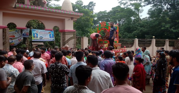 লোকনাথ মন্দির থেকে জগদানন্দ মিশনে উল্টো রথ গমনের মধ্যেদিয়ে সমাপ্তি হল রথযাত্রা উৎসব