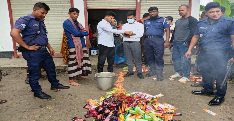 সাতক্ষীরায় আইসক্রিম ফ্যাক্টরি ও কনফেকশনারিতে ভোক্তা-অধিকারের অভিযান, ২৯,৫০০ টাকা জরিমানা