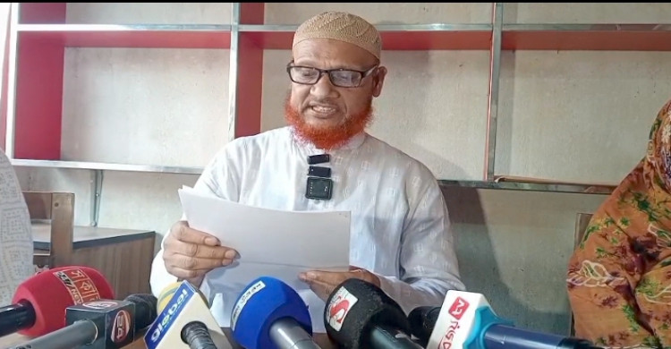 পলাশবাড়ীতে এলএ শাখার অনিয়ম ও কথিত সাংবাদিক পাপুলের বিরুদ্ধে ভুক্তভোগীর সংবাদ সম্মেলন