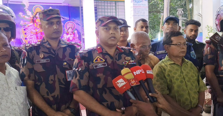 হাতীবান্ধা-পাটগ্রামের ৬৫ পূজামণ্ডপের নিরাপত্তায় ১২ প্লাটুন বিজিবি