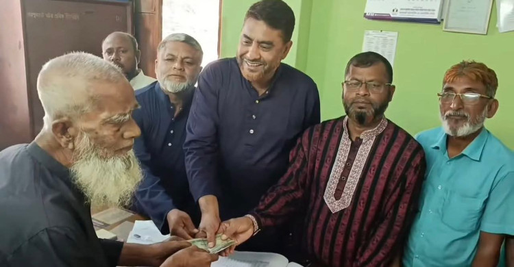 প্রতিশ্রুতি বাস্তবায়নে মোটর শ্রমিক ইউনিয়নের নেতারা