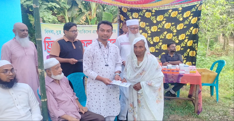 মাগুরার শ্রীপুরে বিধবা, দুস্থ ও অসচ্ছলদের জন্য ফ্রি মেডিকেল সেন্টারের উদ্বোধন