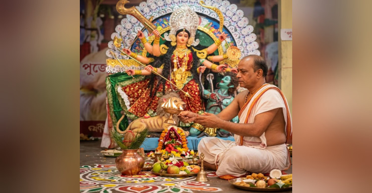 শারদীয় দুর্গাপূজায় সার্বিক নিরাপত্তা সকলের সহযোগিতা কামনা করেছেন পূজা উদযাপন ফ্রন্ট