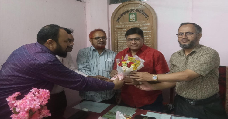 ইবির নতুন প্রেস প্রশাসক গাজী মো. মাহবুব মুর্শিদের দায়িত্ব গ্রহণ