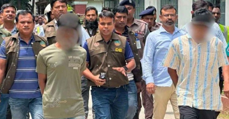 রংপুরের চার হত্যাকান্ডে নতুন প্রশ্ন, ৮০ ঘণ্টায় ৮০ বার ফোন?