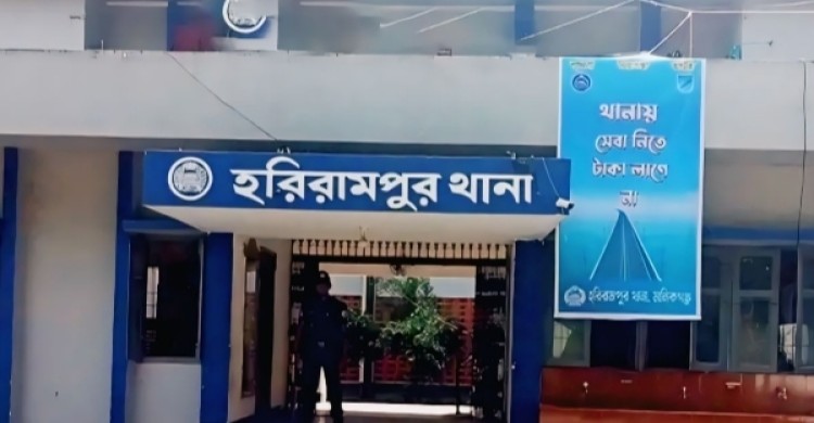 হরিরামপুরে মোবাইল নিয়ে মনোমালিন্য, স্কুলছাত্রীর মৃত্যু