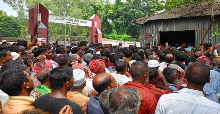 কুড়িগ্রামে প্রশাসনের তৎপরতায় সারের পরিস্থিতি স্বাভাবিক