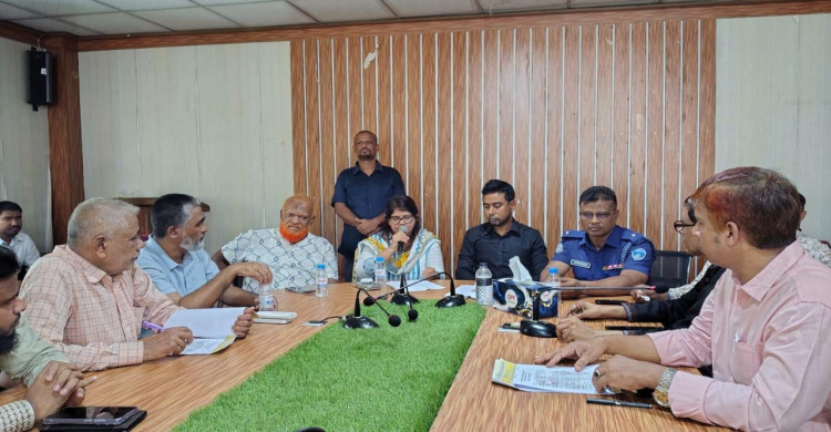 শিক্ষার্থীদের ইউনিফর্ম আর বৈধ আইডি কার্ডে মিলবে অর্ধেক ভাড়া: উপজেলা প্রশাসন