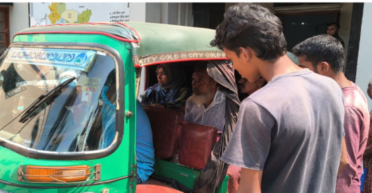 পত্নীতলায় পুকুরে ডুবে দুই বছরের শিশুর মৃত্যু