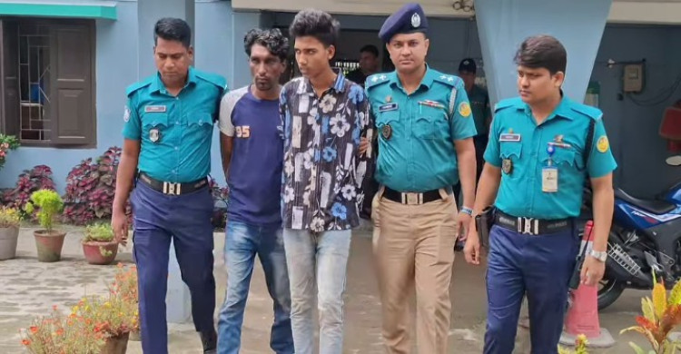 রাজশাহীতে নারীকে শ্লীলতাহানি ও মারপিটের অভিযোগে রাজপাড়া থানায় মামলা গ্রেপ্তার ২