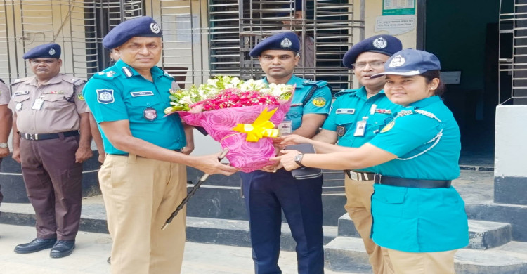 রাজশাহী কাশিয়াডাঙ্গা থানা দ্বি-বার্ষিক পরিদর্শনে আরএমপি পুলিশ কমিশনার