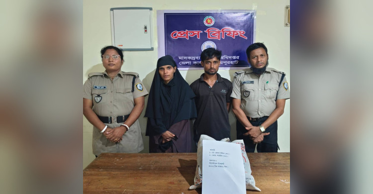 জয়পুরহাটে ৩ হাজার পিস টাপেন্টাডলসহ ৫ জন আটক